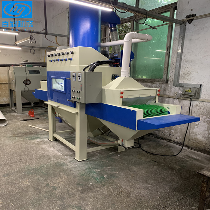 百冠小(xiǎo)型自(zì)動噴砂機(jī)